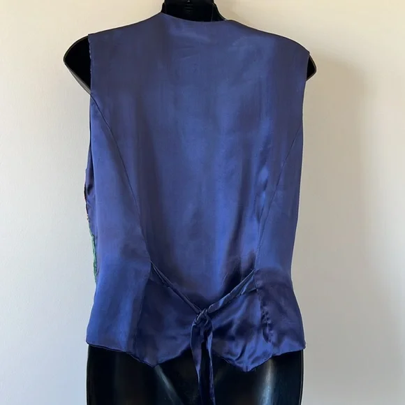 Vintage velvet embossed patchwork vest - Picture 8 of 16